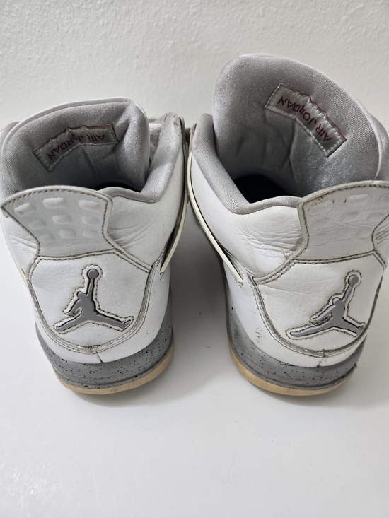 Air Jordan 4 Retro \